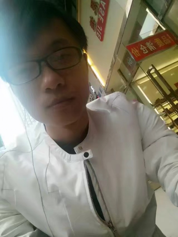 你的益达的第一张照片--唐山相亲服务中心