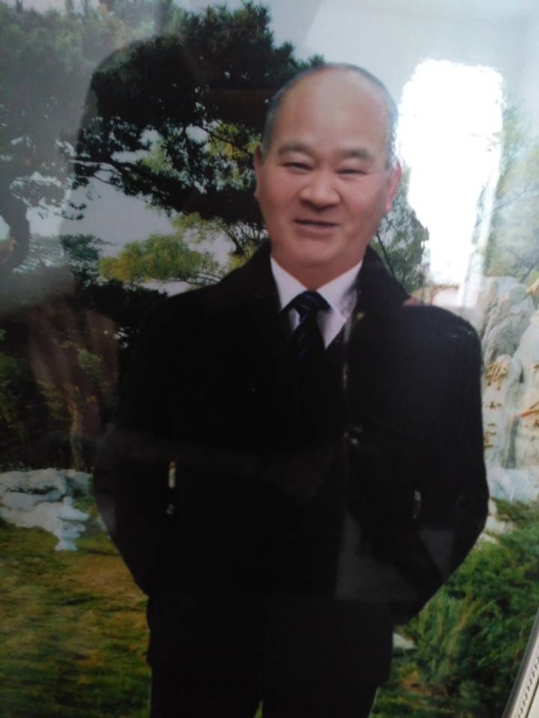 老方丈的第一张照片--唐山相亲服务中心