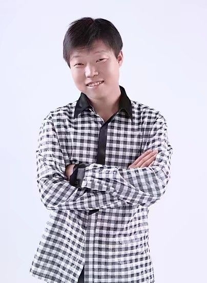 碧海升明月的第一张照片--唐山相亲服务中心