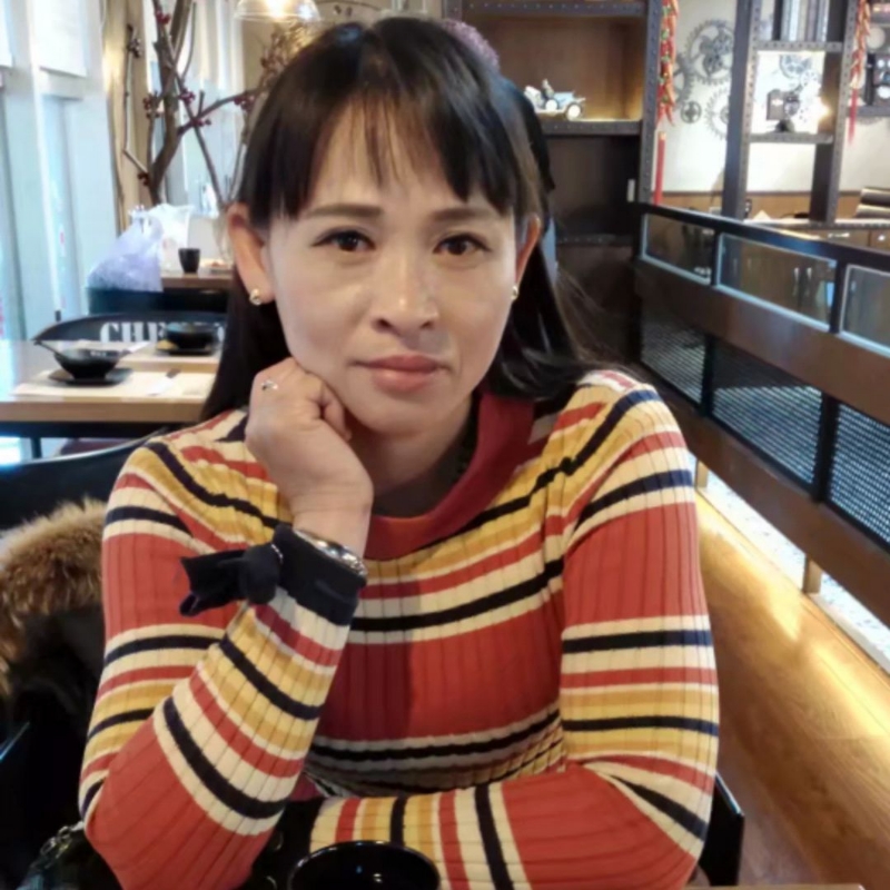 玫瑰花的第一张照片--唐山相亲服务中心