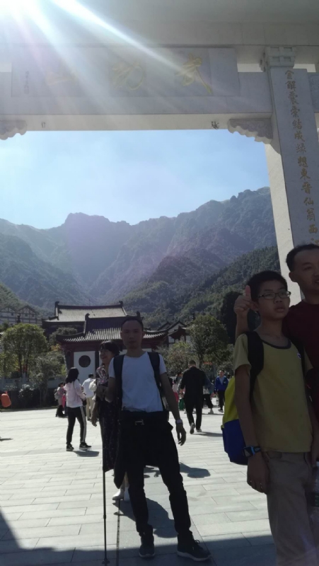 蓝天的第二张照片--唐山相亲服务中心