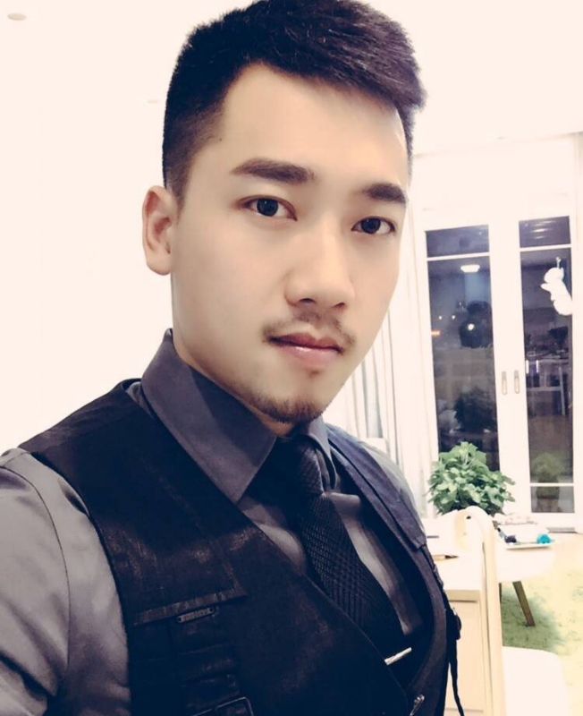 风的季节的第一张照片--唐山相亲服务中心