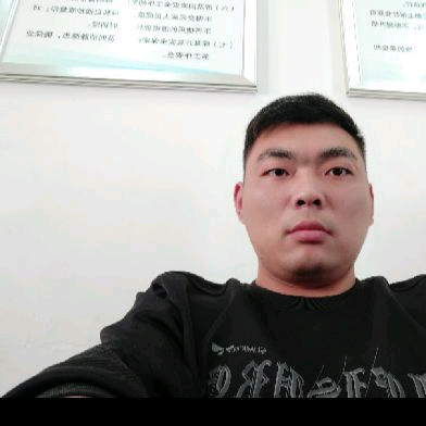 喜欢爱笑的女生的第一张照片--唐山相亲服务中心