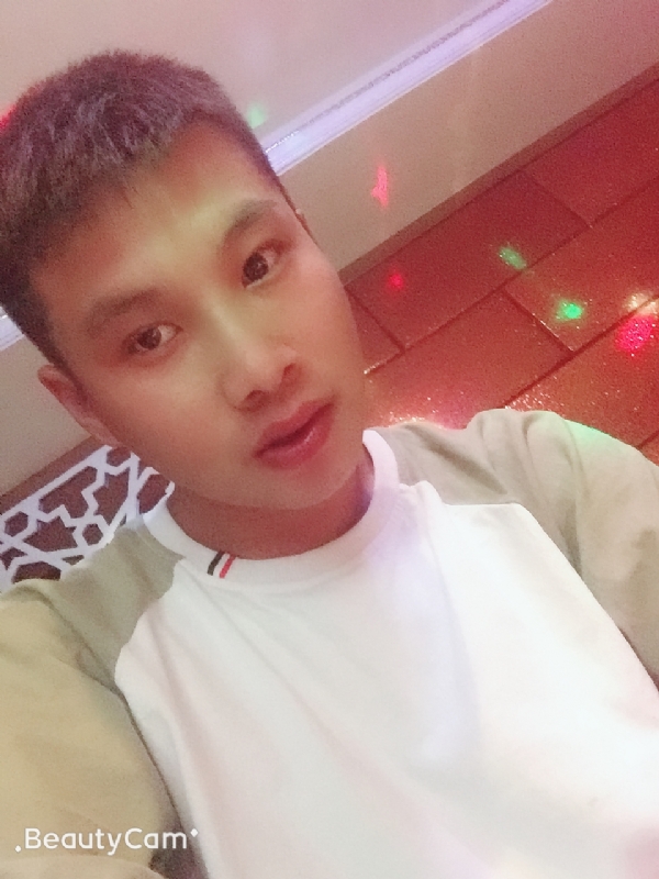 阿锋的第一张照片--唐山相亲服务中心