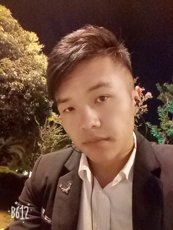 只求一陪伴的第一张照片--唐山相亲服务中心