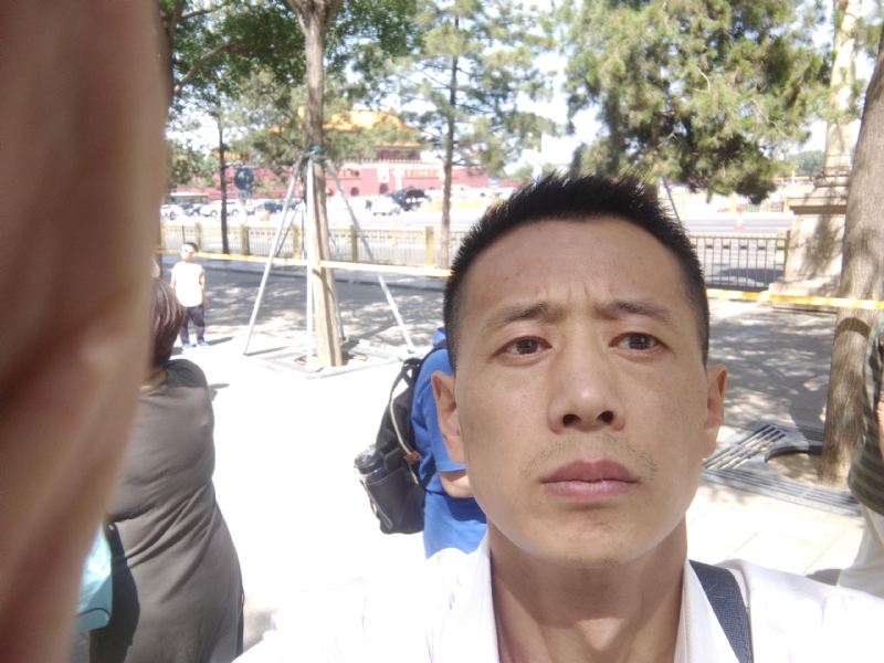 刘红兵的第一张照片--唐山相亲服务中心