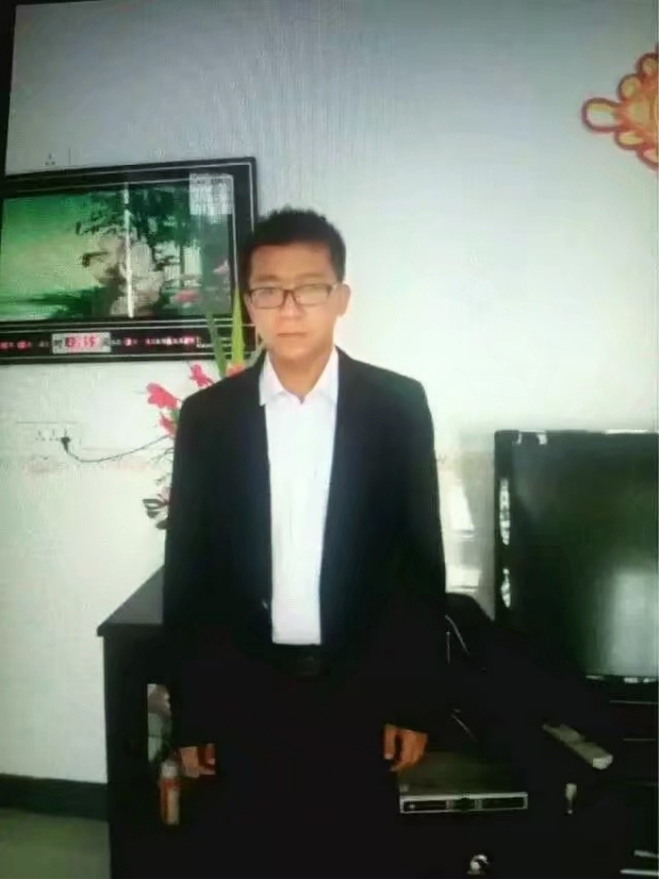 依然疼痛的第一张照片--唐山相亲服务中心