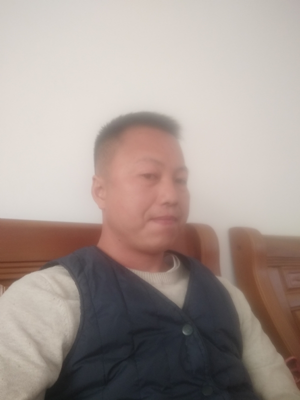 只对你好的第一张照片--唐山相亲服务中心