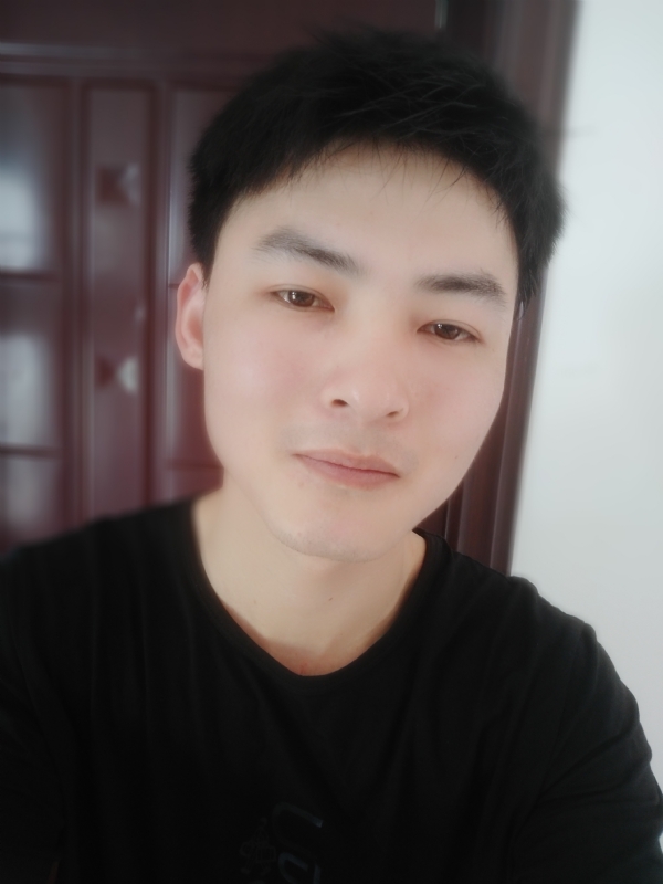 小情绪)っ的第一张照片--唐山相亲服务中心