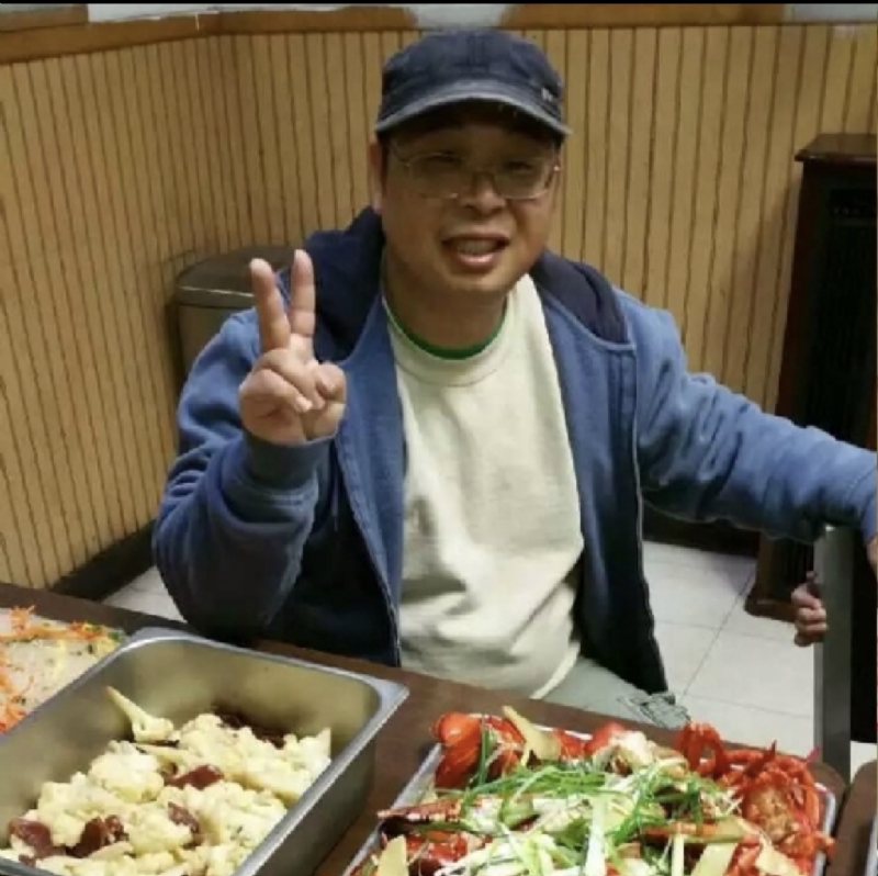 wally的第一张照片--唐山相亲服务中心