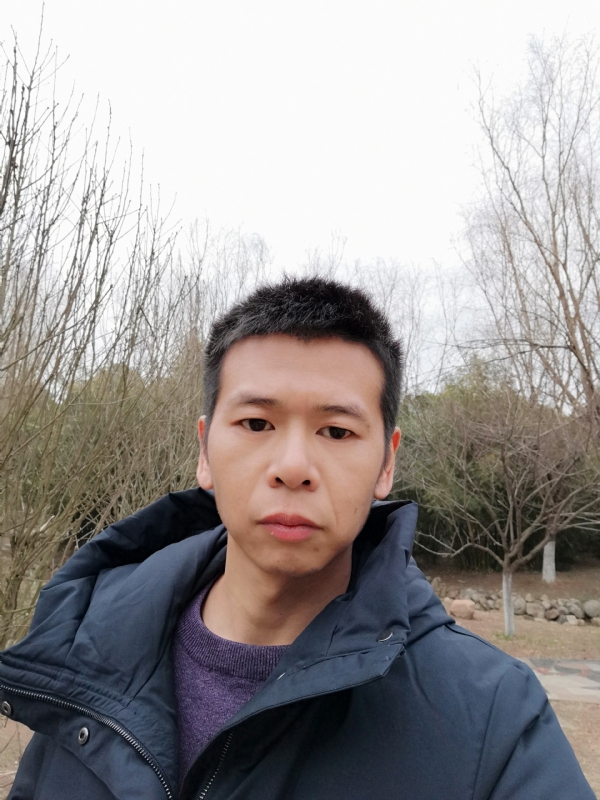 寞峰的第一张照片--唐山相亲服务中心