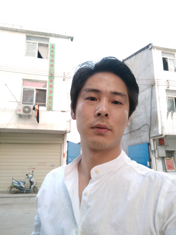 峰哥的第一张照片--唐山相亲服务中心