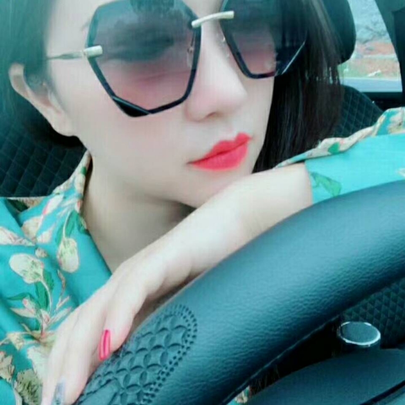 Emily的第三张照片--唐山相亲服务中心