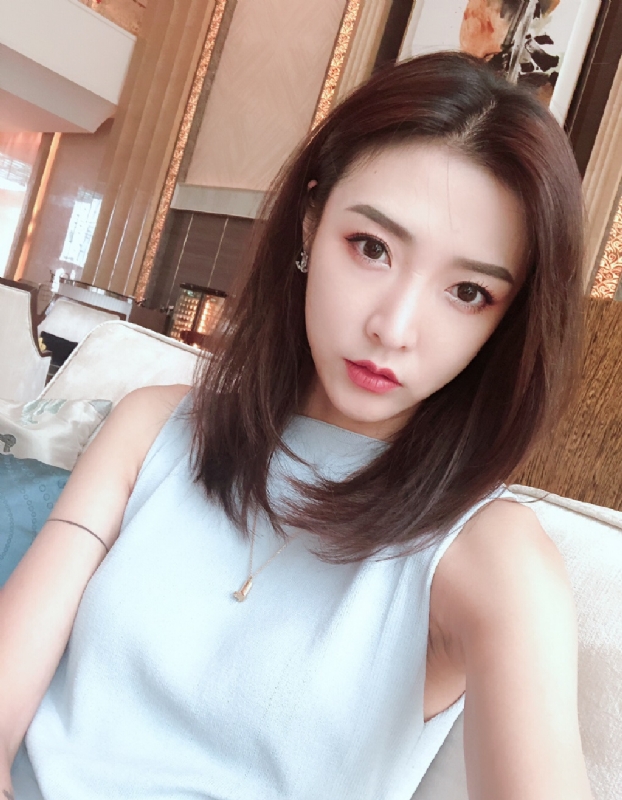 嘉嘉的第一张照片--唐山相亲服务中心