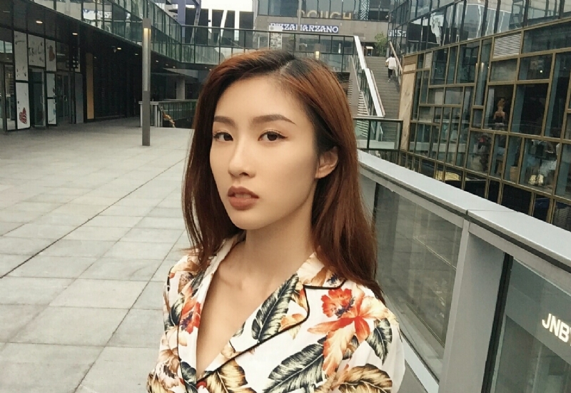 蘇悅的第四张照片--唐山相亲服务中心