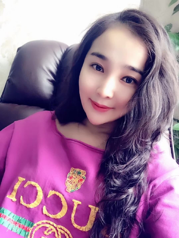 相拥未来的第二张照片--唐山相亲服务中心