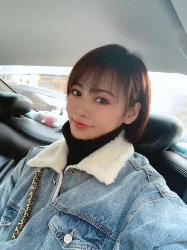 小丫头的第一张照片--唐山相亲服务中心