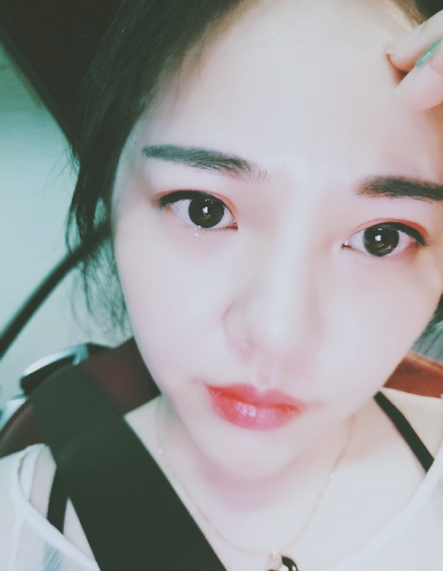 馨馨向荣的第四张照片--唐山相亲服务中心