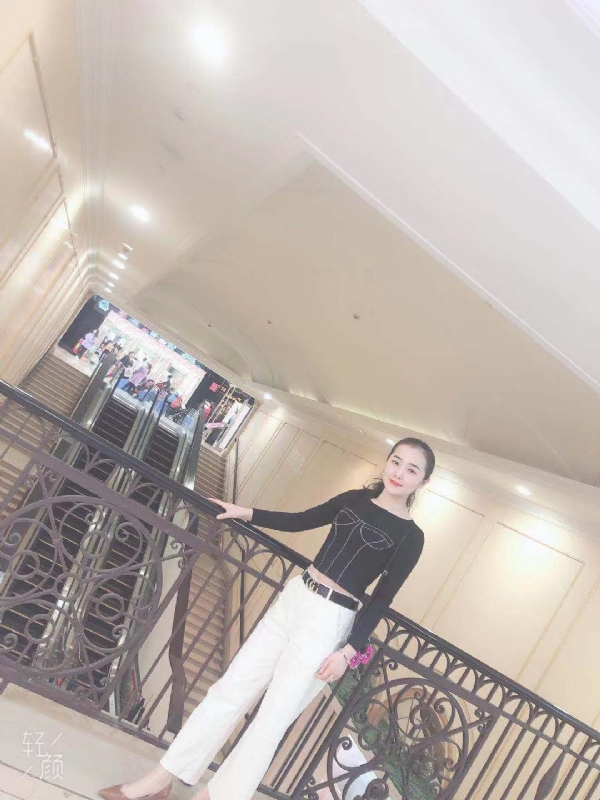 时光浅夏的第四张照片--唐山相亲服务中心