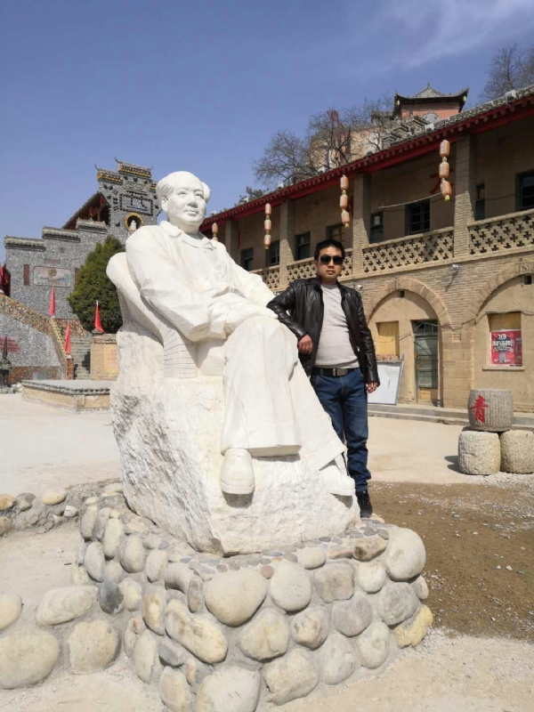 单身汉的第一张照片--唐山相亲服务中心