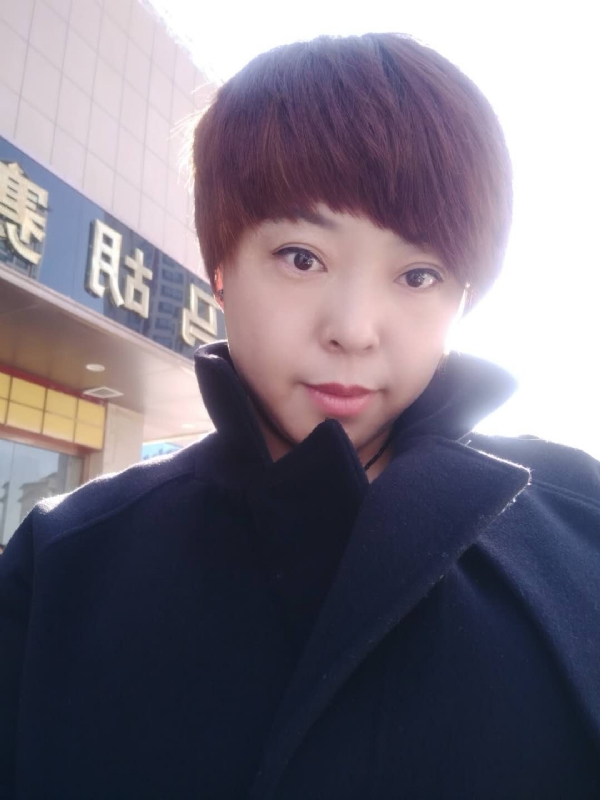 霞儿的第一张照片--唐山相亲服务中心