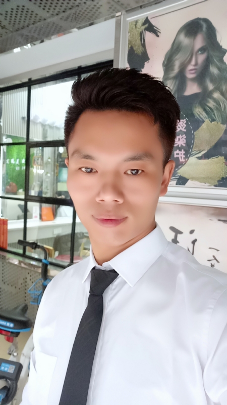 阳光男士的第一张照片--唐山相亲服务中心