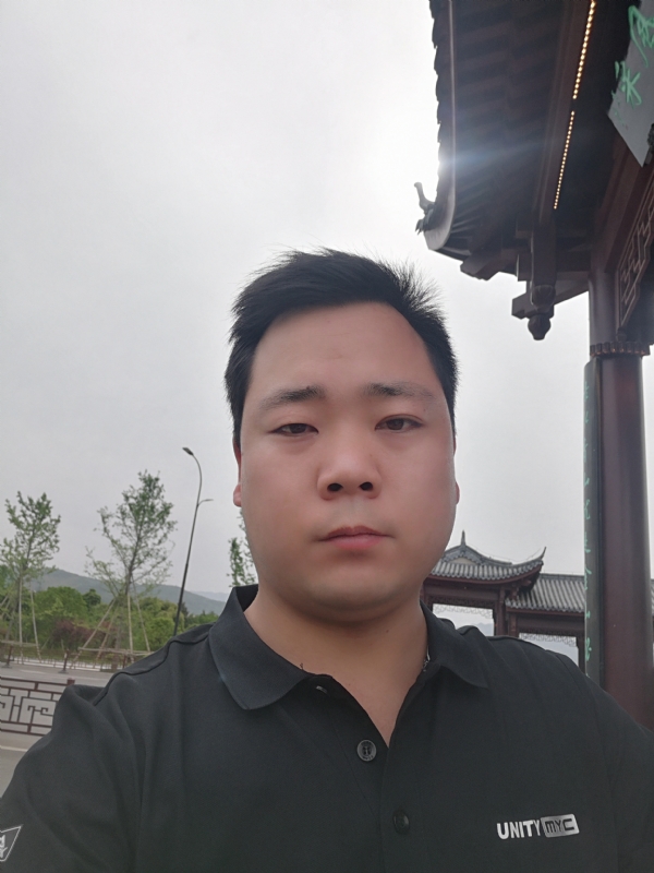 微笑的第一张照片--唐山相亲服务中心