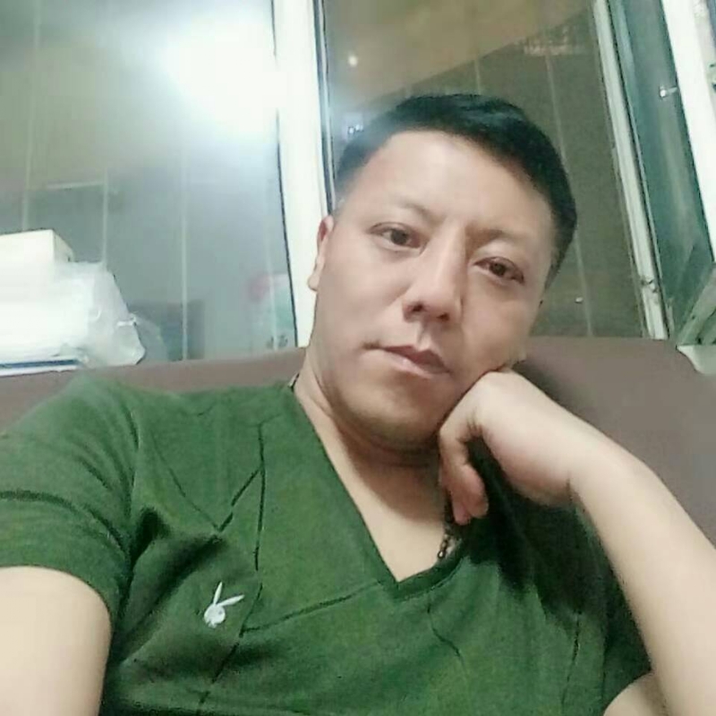 龍行天下的第一张照片--唐山相亲服务中心