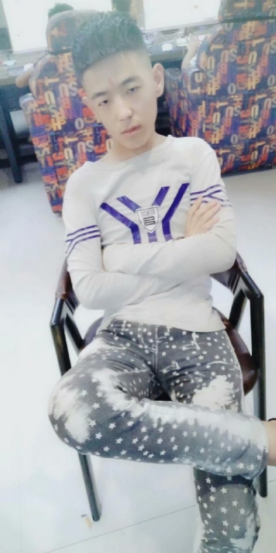 神木市二强的第一张照片--唐山相亲服务中心