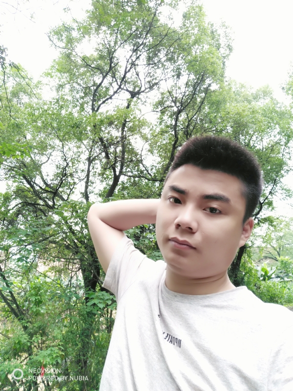 黄帅哥的第一张照片--唐山相亲服务中心