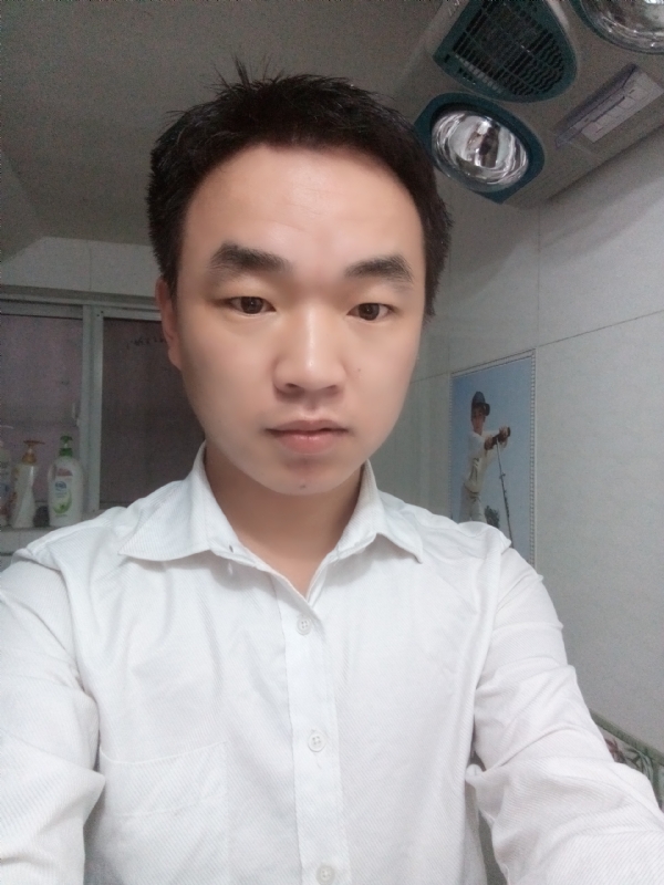 夜凉露沾衣的第二张照片--唐山相亲服务中心