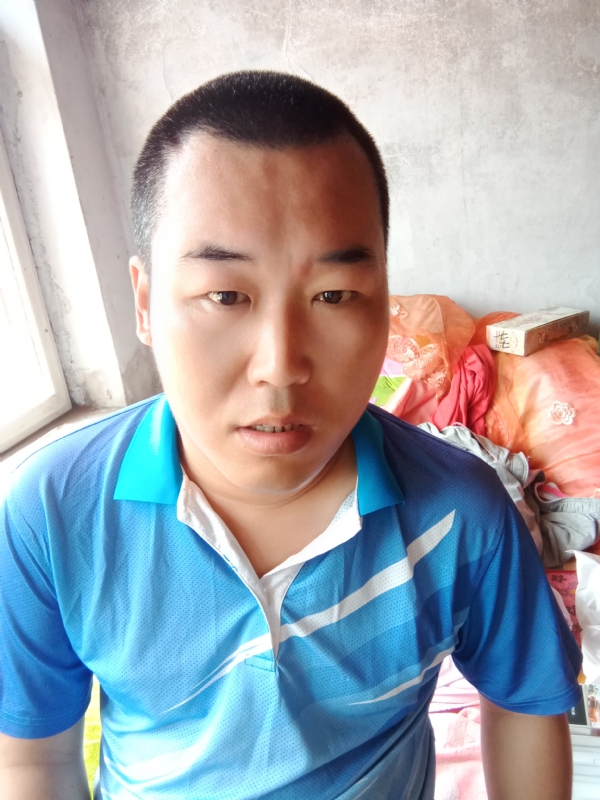 灰太狼的第一张照片--唐山相亲服务中心