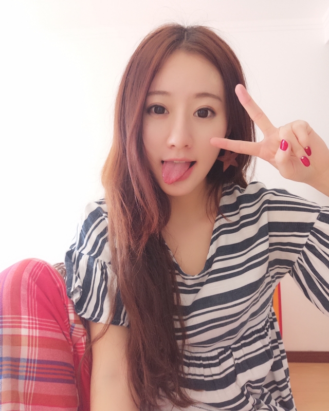 没有故事的女同学的第三张照片--唐山相亲服务中心