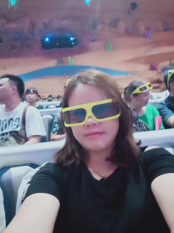 牙彩的第一张照片--唐山相亲服务中心