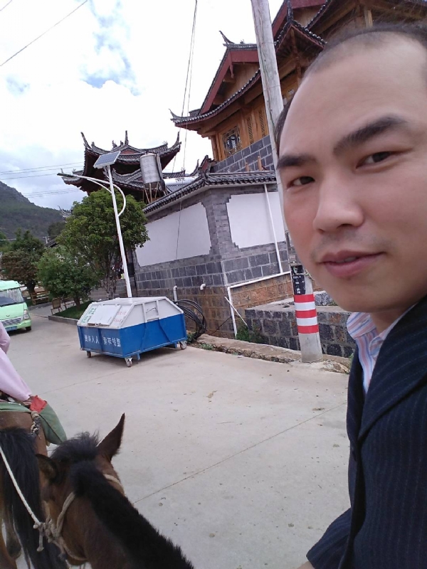 当代军人的第一张照片--唐山相亲服务中心