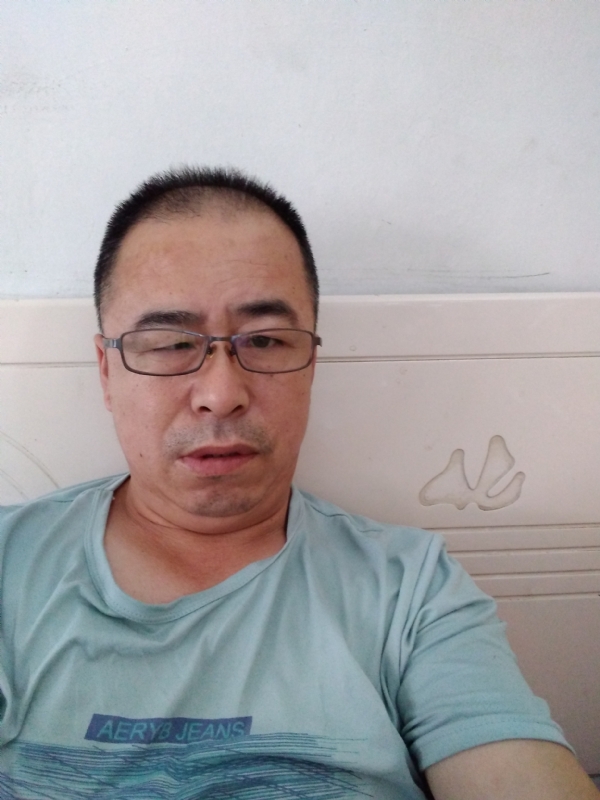 大叔的第一张照片--唐山相亲服务中心