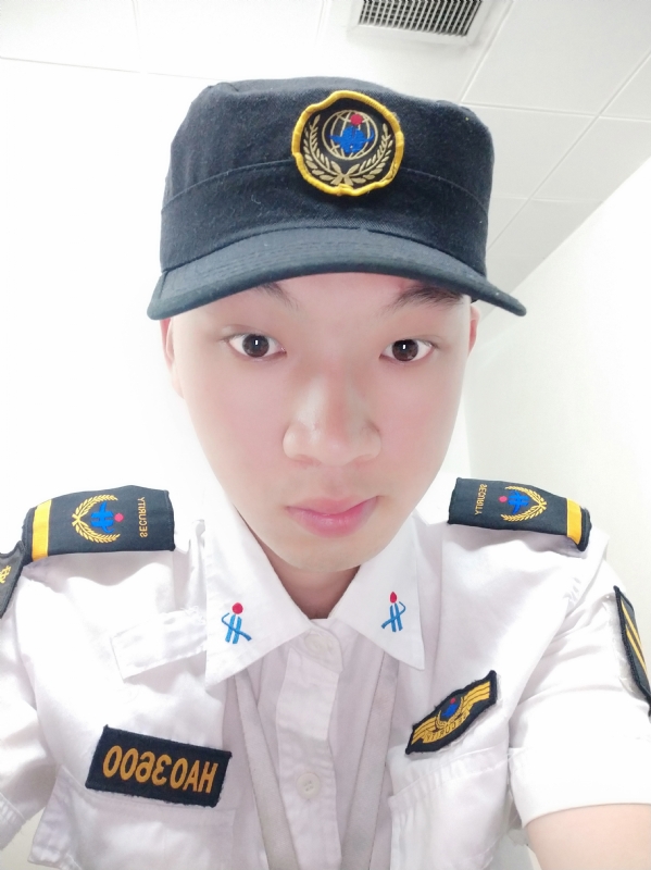 龙龙的第一张照片--唐山相亲服务中心