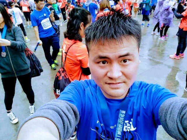 小五在跳舞的第一张照片--唐山相亲服务中心