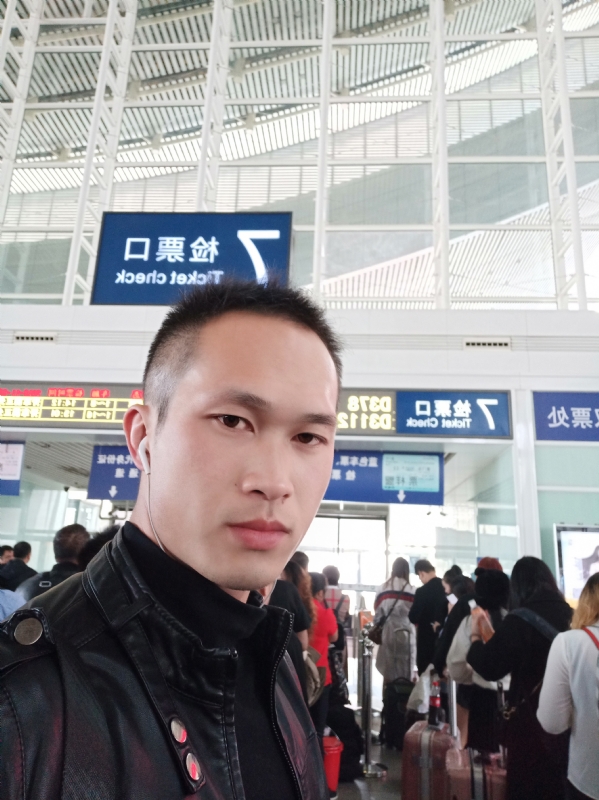 一叶知秋的第一张照片--唐山相亲服务中心