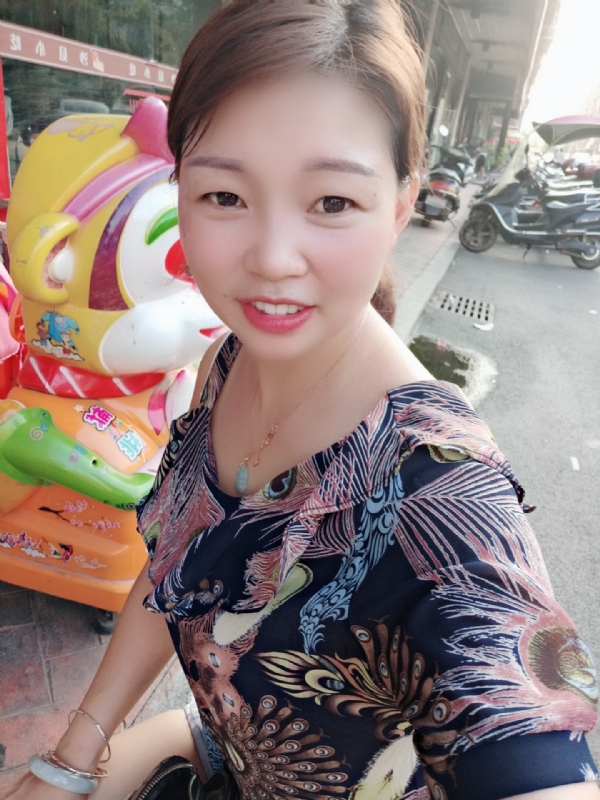 云儿的第一张照片--唐山相亲服务中心