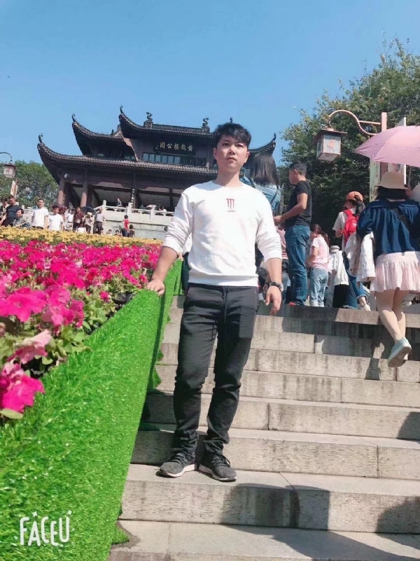 坦然的第二张照片--唐山相亲服务中心