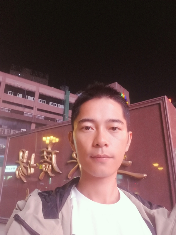 重庆小林的第一张照片--唐山相亲服务中心