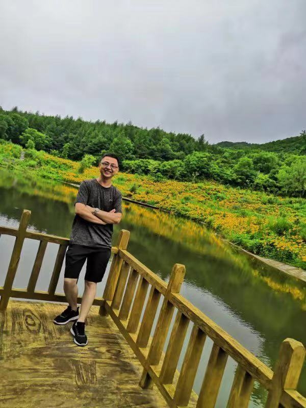 正能量的第二张照片--唐山相亲服务中心