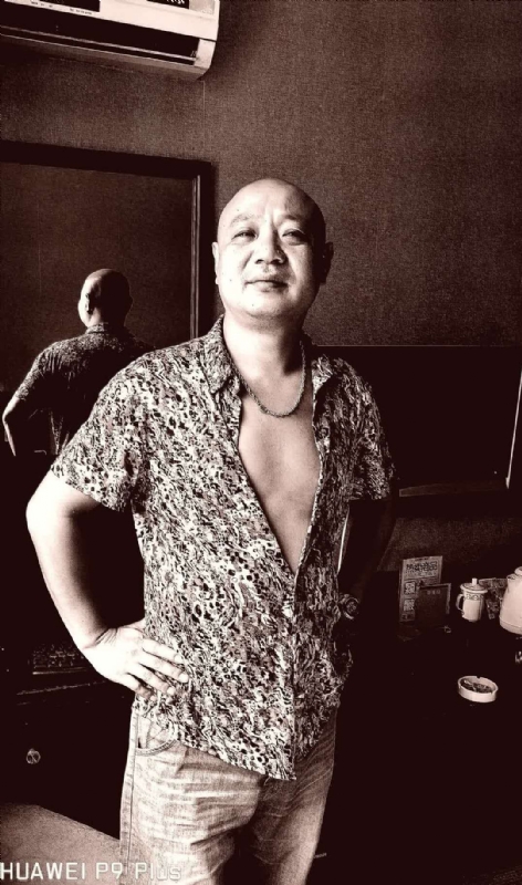 该谁是谁的第一张照片--唐山相亲服务中心