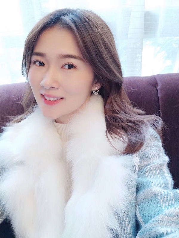 邓媛的第一张照片--唐山相亲服务中心