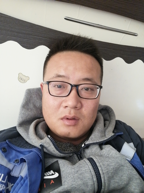 一个人一座城的第一张照片--唐山相亲服务中心