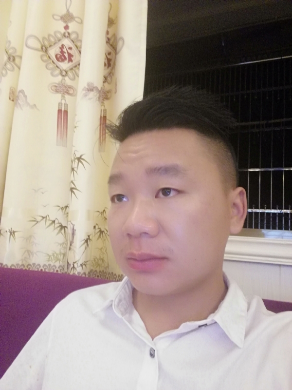 王梓林的第一张照片--唐山相亲服务中心