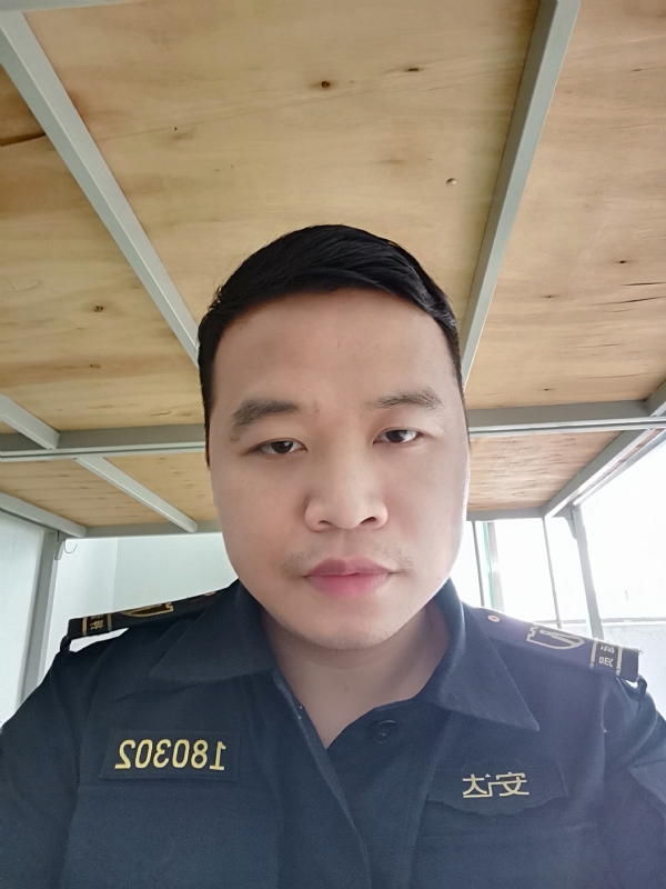 小子的第一张照片--唐山相亲服务中心