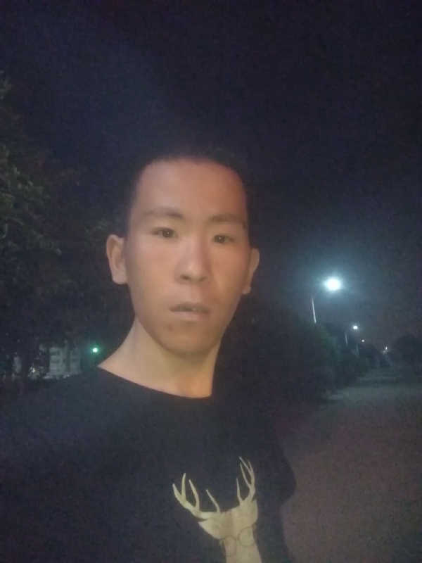 俞凯斌的第一张照片--唐山相亲服务中心