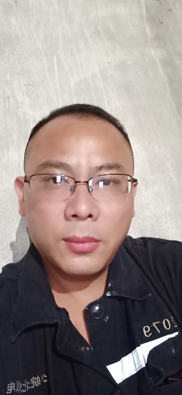 知足常乐的第一张照片--唐山相亲服务中心